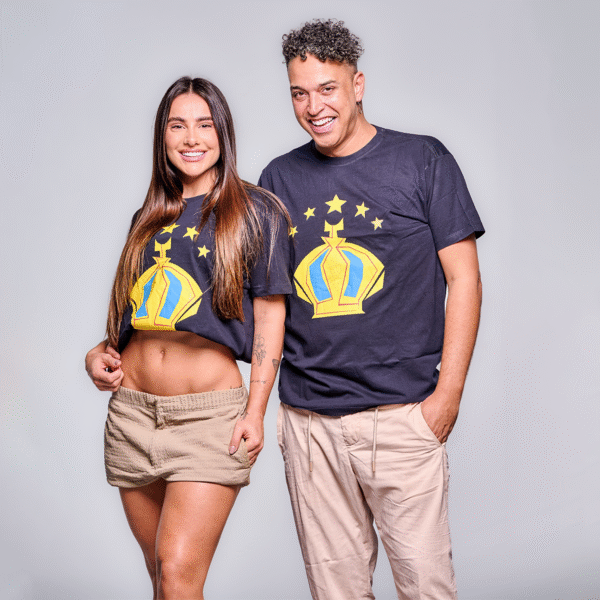 Camisa Preta Coroa Estilizada