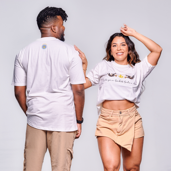CAMISETA REGULAR VILA ISABEL SONHEI Q UM SAMBISTA - Imagem 2